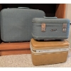 Image 1 : Three Retro Samsonite and Global Luggage Pieces