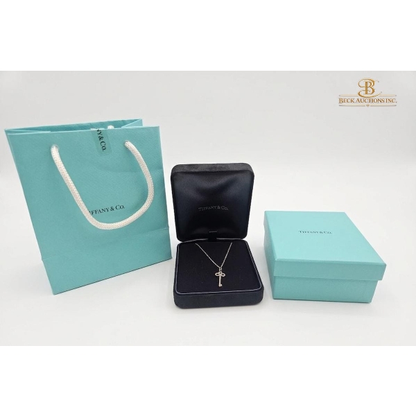 Tiffany & Co 750 Italy (18K) White Gold & Diamond Crown Key Pendant Necklace 3.61g