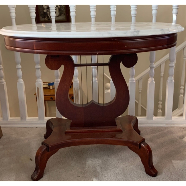 Beautiful Marble Top Mahogany Table 31x22x28