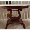 Image 1 : Beautiful Marble Top Mahogany Table 31x22x28