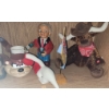 Image 3 : Plush Toys, Ceramic Figurines, and Decorative Items