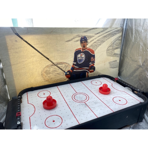 Yakupov Picture and Air Hockey Table
