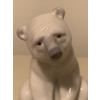 Image 2 : Lladro Porcelain Polar Bear - 4x5 Sitting Pose