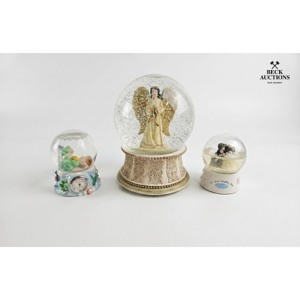 Angel With Harp Snow Globe & Snow Globe  With Analog Clock , "Me to You" Tatty Teddy Bear Wedding.