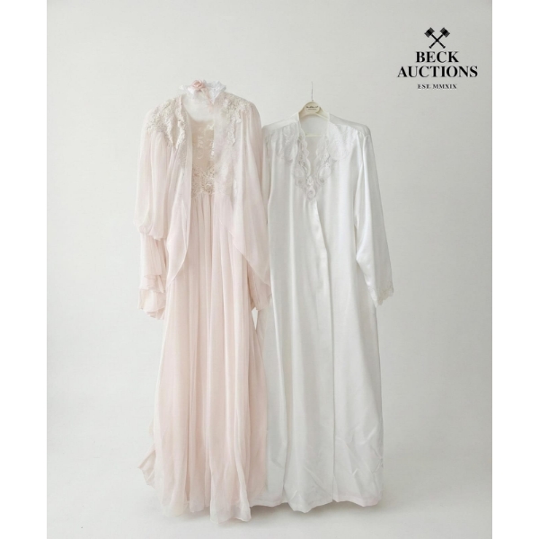 Nightgown Robe Set 60s and 70s vintage white lace nightgown robe set