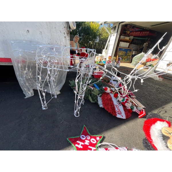  collection of Christmas decorations, and a Christmas wreath gingerbread welcome, sign snowman and 2