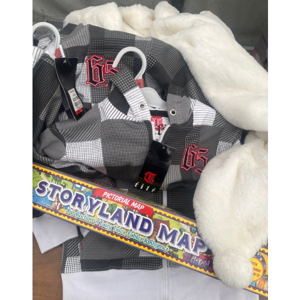 NEW Boys Clothing Size 8 w/ Storyland Map & Faux Fur Throw Blankets