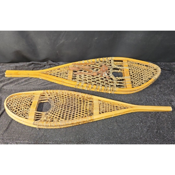 2 Pairs of Vintage Snow Shoes! Faber Size 42x12 and Browning Size 48x14