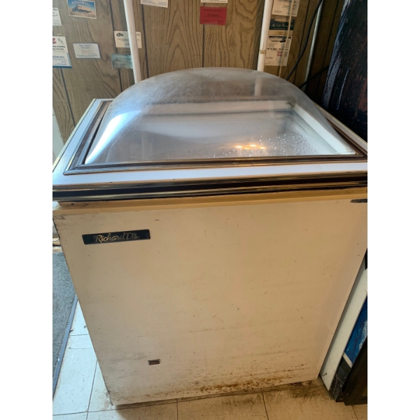 Richard D’s Made in Canada Commercial freezer in working condition. 54”L, 27”W, 37T