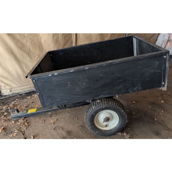 John Deere - Agri Fab Utility 10 Trailor