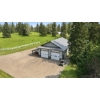 Image 12 : Discover the perfect blend of peaceful country living and convenience on this stunning 10+ acres