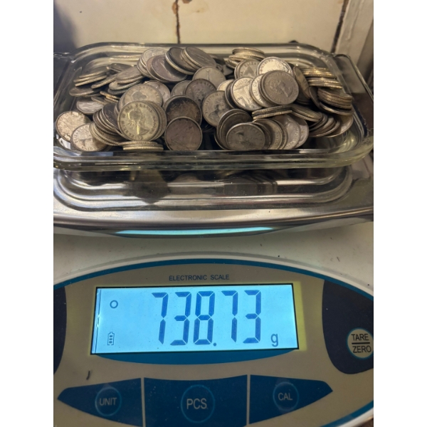 Silver Canadian 10c 738g various un researched years 80% silver great addition to any collection 