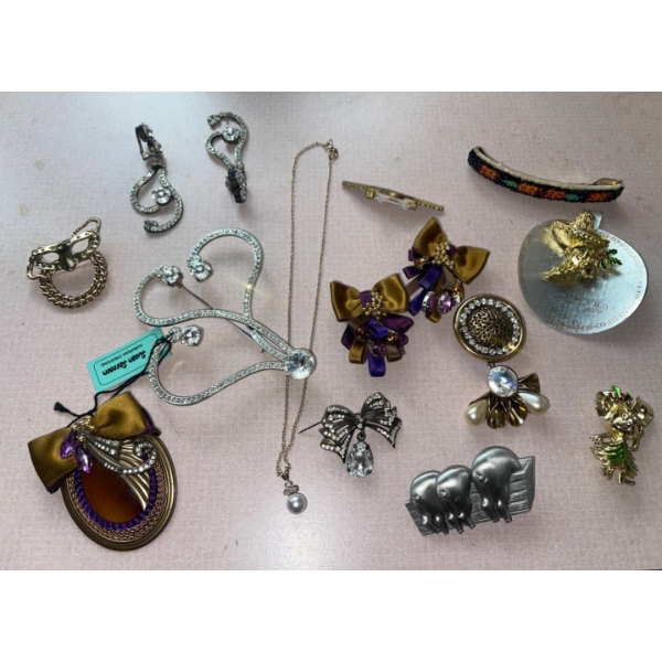Vintage Broach Collection  & More - Canadian Made 