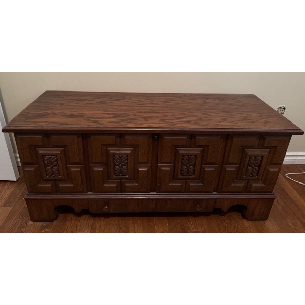 Gorgeous Lane's Cedar Trunk - 44W, 16D, 19T 