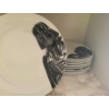 Image 3 : Star Wars Dinnerware Featuring Luke Skywalker and Darth Vader
