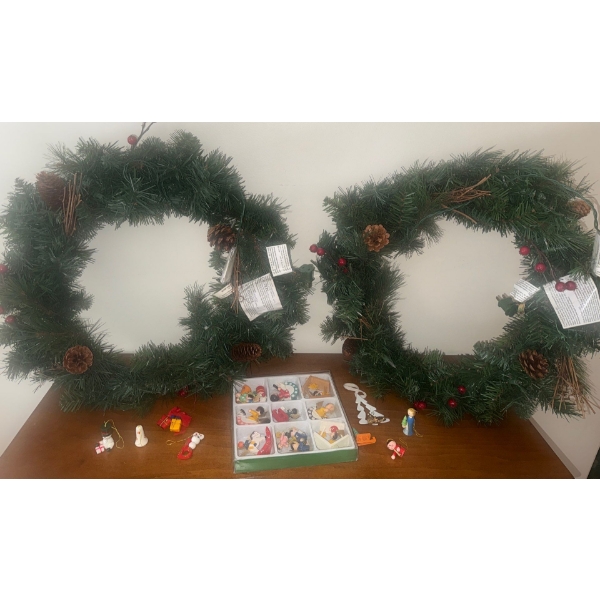 Vintage Ornaments + Faux Pine Decorative Holiday Wreaths Adorned w/ Berries & Pine Cones 