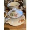 Image 9 : 1930s Made in England Churstea China Set Made by Alfred Meakin, perfect for Christmas Dinner