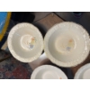 Image 3 : 5 bowls 2 are British empire made primrose 18 karat gold rims 3 sovereign, potters earth ware made i