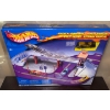 Image 2 : HOT WHEELS Play Sets - Radical Roadway & Tow And Tune 