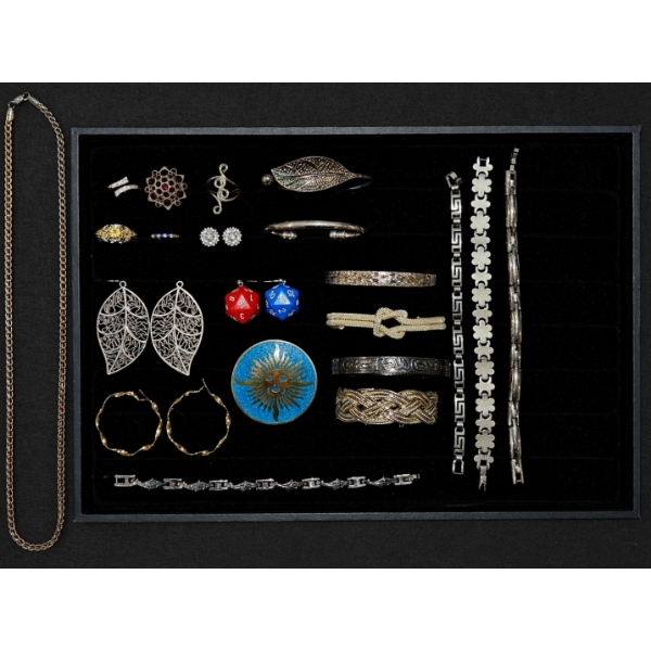 Lot of Various Jewellery - Rings, Necklaces, Bracelets, Earrings