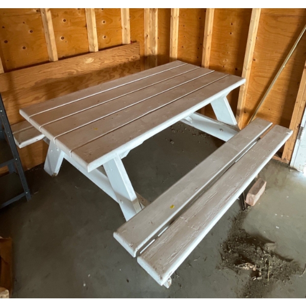 Park Bench 62W, 60D, 31T