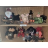 Image 1 : Plush Toys, Figurines, and Novelty Items