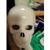 Image 5 : Hallow's Eve Essentials - Skull Lamp Robber Masks Lawn Bags & more