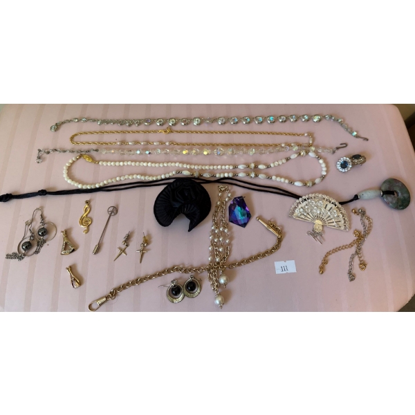 Stamped 925 Fan Broach w/  Assortment of Vintage Fashion Jewellery