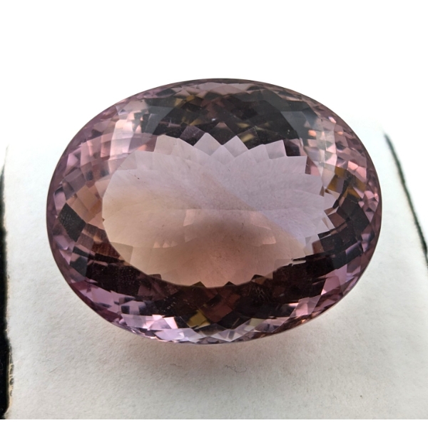 123.95 ct Certified Bi-Colour Ametrine Gemstone ($18,593 Appraisal)