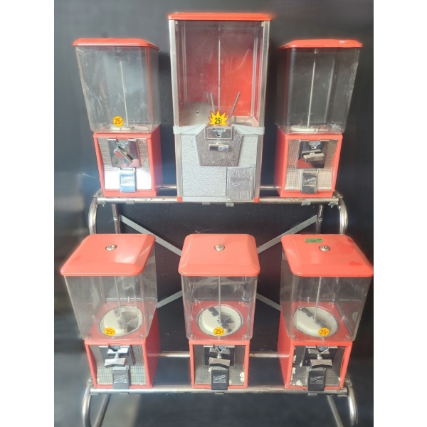 Vintage Coin Operated Vending Machine w/ 6 Dispensers 32 W, 21 D, 54 T, Key Included	