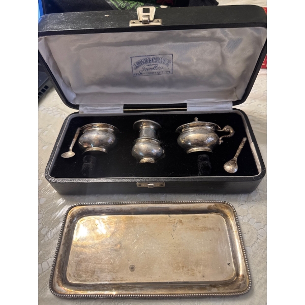 Sterling Silver Salt Pepper & Spice Marked Sterling Silver 230g without glass