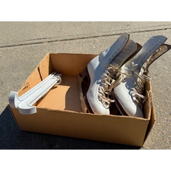 Ladies’ Size 7.5 Ice Skates From Premier Cycle & Sports Shop