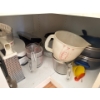 Image 3 : Misc. Kitchen Cupboard Contents 