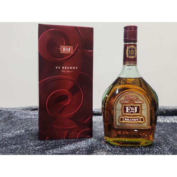 Sealed Bottle of E&J VS Brandy in Original box, 750 ML