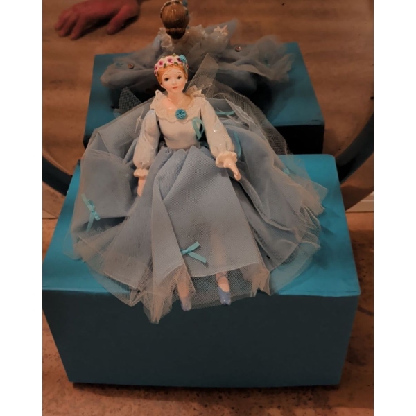 1991 Schmid Porcelain Ballerina Doll Designed By Tsenekazu Yamaha 10'Tall