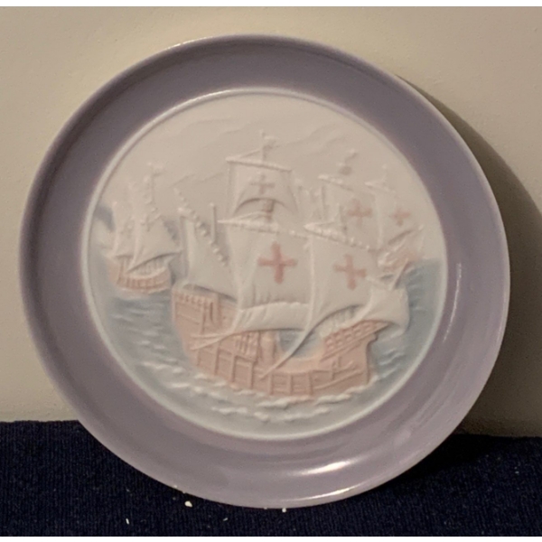 LLADRO Porcelain Plate Three Carabels - 4W