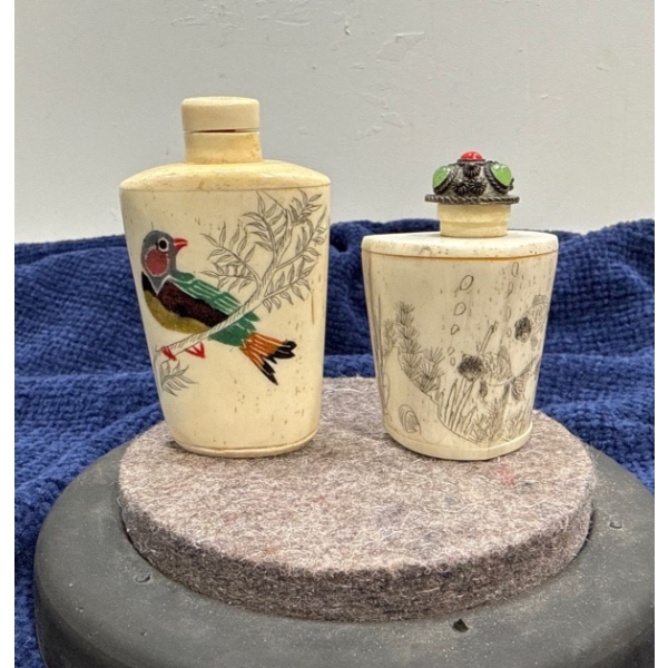 Hand Painted Bird and Fish Snuff Bottles with a Spoon 2.5H, 3H