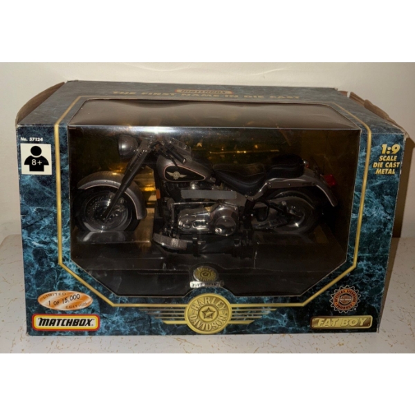 Matchbox Collectibles- FatBoy 1:9  Harley Davidson Die Cast