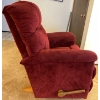 Image 2 : Plush Corduroy Lazyboy Recliner Chair 34x34x43 Like New Condition