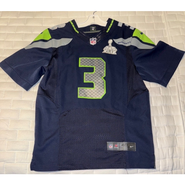 NFL Seahawk's Official Jersey #3-Wilson  Size M-L