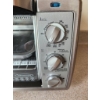 Image 2 : Black & Decker Counter-Top Convection Oven with Adjustable Settings