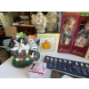 Image 2 : Collection of Vintage Decor