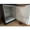 Image 4 : Sentry Fireproof Safe in Great Condition, bring Help, Model AU-975110, 16W, 18D 