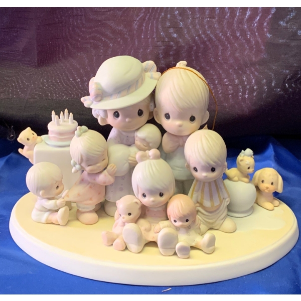Precious Moments - 'God Bless Our Years Together' 8L