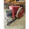 Image 3 : Vintage International Harvester Running condition HP Type LB 300-500RPM Red and Black NoLBA104687
