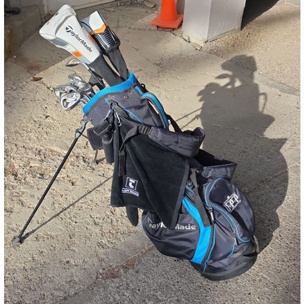 Right Handed Taylor Made  Burner, Rescue, R1 Set Of Golf Clubs