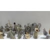 Image 2 : Ceramic Angels with Wire Wings, averaging 5H
