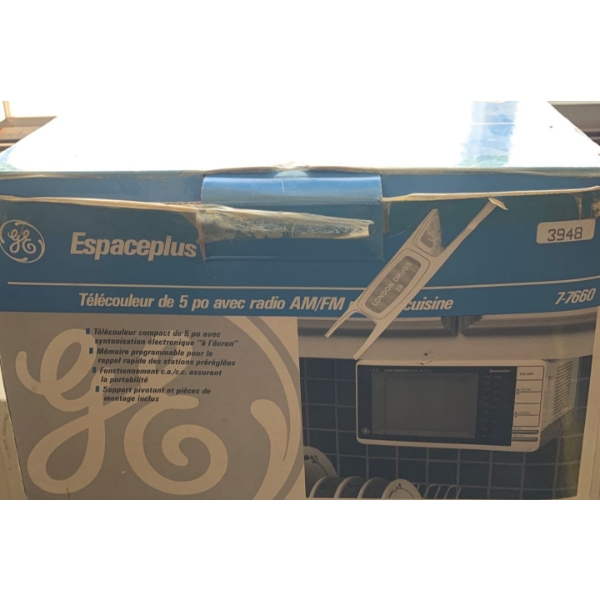 New In Box General Electric 5' Color T.V. Mo. 7-7660