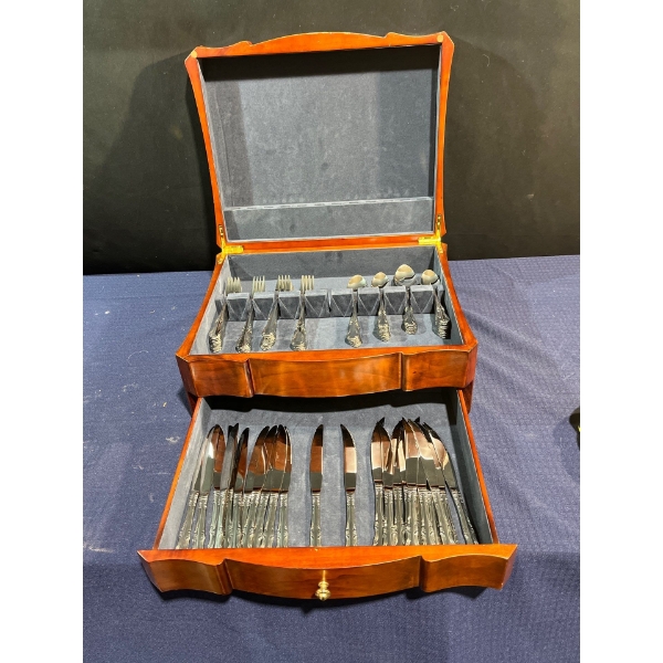 Wallace Flatware Set in Box