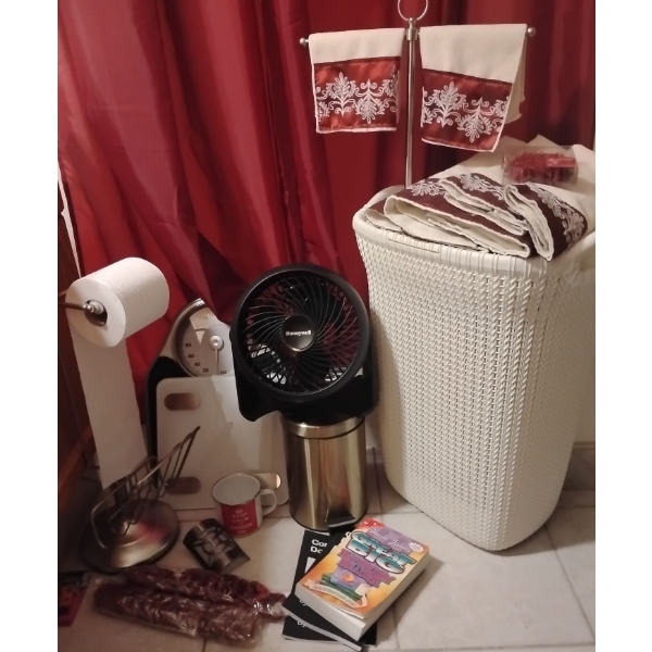 Beautiful Bathroom Accessories & Decor Shower Curtain Towels TP Holder Waste Basket & More
